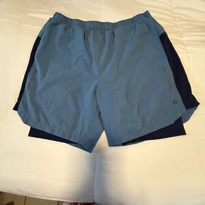 RBX Men's Athletic Shorts in Blue and Navy Size M